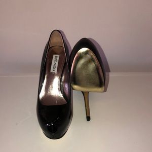 Brand new patent leather Steve Madden heels